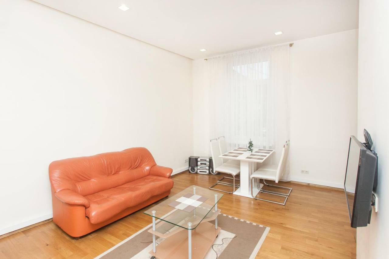 Donelaicio 42 Apartment Kaunas Bagian luar foto
