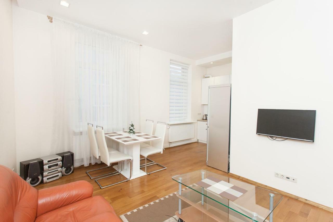 Donelaicio 42 Apartment Kaunas Bagian luar foto